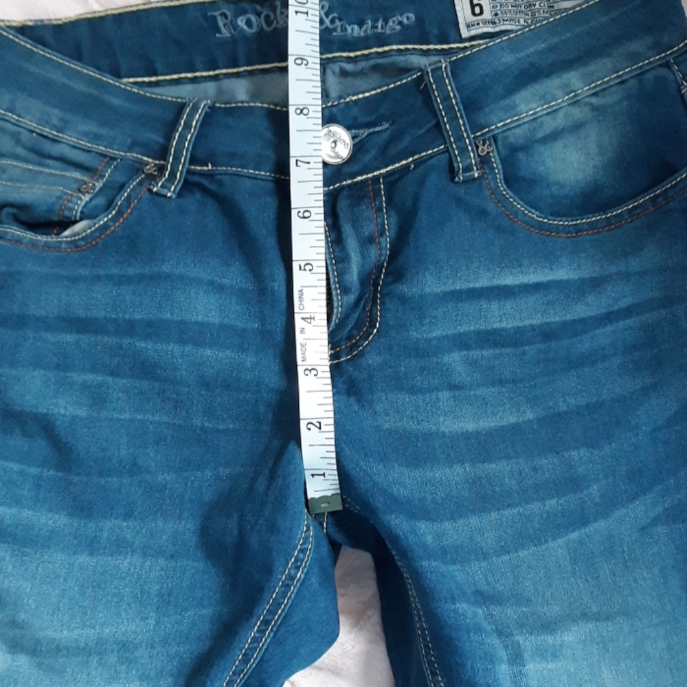 2/$20 Rocks & indigo crops - Picture 5 of 7